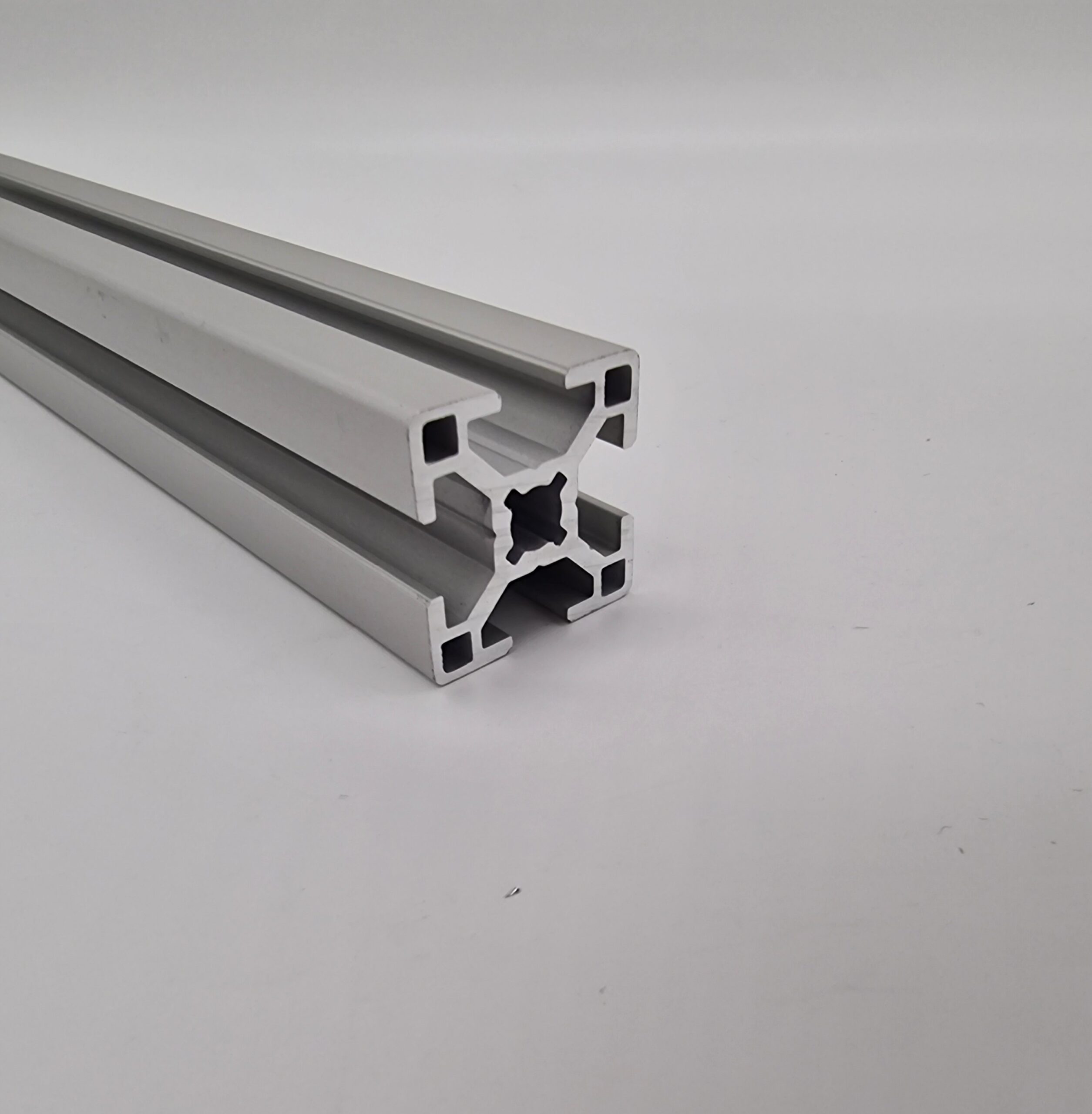 Aluprofil 30x30 Nut 8 B-Typ – Bild 2